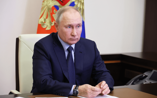 Βρετανία: Απορρίπτει τον ισχυρισμό του Πούτιν για τα πυρομαχικά με απεμπλουτισμένο ουράνιο