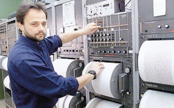 Μανώλης Σκορδίλης για σεισμό στην Τουρκία: Ξύπνησε ο εφιάλτης του 1999 με τα 17.000 θύματα