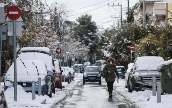 Πού θα χτυπήσει η κακοκαιρία «Μπάρμπαρα»: Νέο έκτακτο δελτίο καιρού - Τι ισχύει με σχολεία, μαγαζιά, Δημόσιο