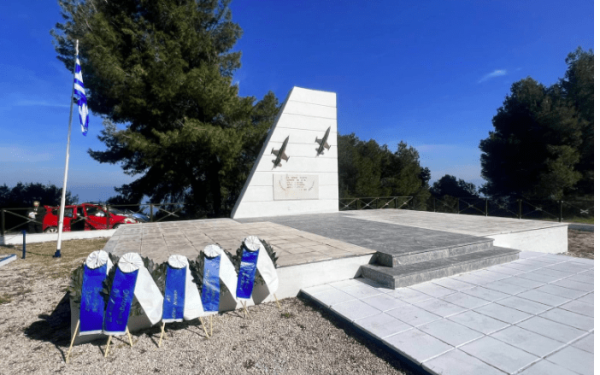 Χαλκιδική: Επιμνημόσυνη δέηση στους πεσόντες αεροπόρους στο όρος Ίταμος 