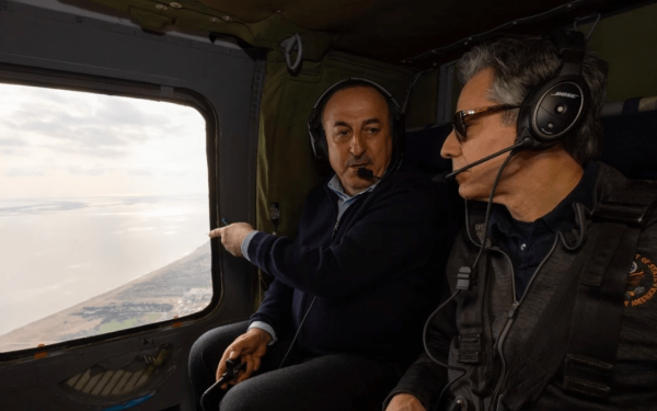 Τουρκία: Μπλίνκεν και Τσαβούσογλου πέταξαν πάνω από τις πληγείσες περιοχές