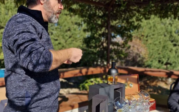 Στην κορυφή του κόσμου βιολογικό... «μπράντι» από τη Νέα Γωνιά Χαλκιδικής (φωτ.)