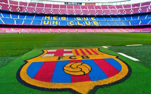 Αποκλεισμό της Μπαρτσελόνα από το Champions League εισηγούνται οι ερευνητές της UEFA