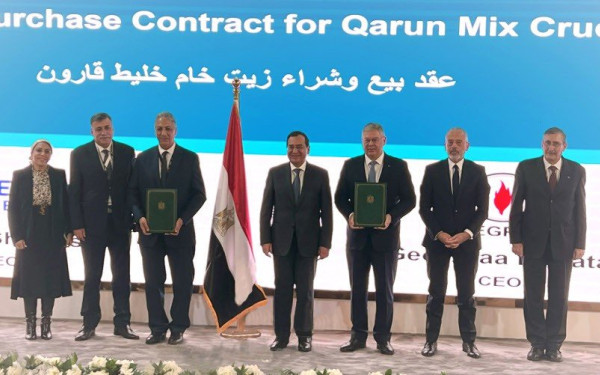 ΕΛΠΕ: Υπογράφηκε συμφωνία για την προμήθεια αργού από την Αίγυπτο