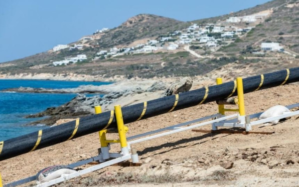 Υπογράφηκαν οι συμβάσεις για την ηλεκτρική διασύνδεση Φολεγάνδρου, Μήλου και Σερίφου	