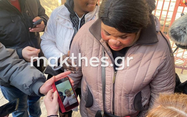 Κατέρρευσε στο αστυνομικό μέγαρο η μητέρα του παιδιού που πέθανε στον «Άγιο Στυλιανό»