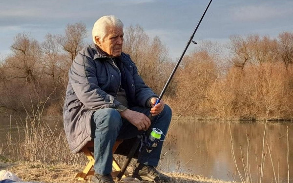 Θεσσαλονίκη : Ψαρεύοντας 80 χρόνια στον Στρυμόνα