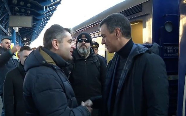 Στο Κίεβο ο Ισπανός πρωθυπουργός Σάντσεθ - Θα συναντηθεί με τον Ζελένσκι (βίντεο)