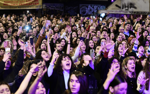 Στη συναυλία στήριξης των καλλιτεχνών ο Δ. Κουτσούμπας