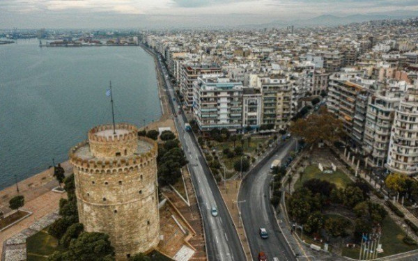 Θεσσαλονίκη: Αυξημένος ο όγκος των απορριμμάτων κατά 50% στο κέντρο λόγω Τσικνοπέμπης 