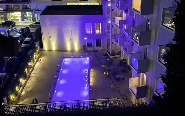 Η αποκριάτικη φιέστα παραλίγο να μετατραπεί σε τραγωδία: Πτώση 18χρονου από μπαλκόνι στην Πάτρα