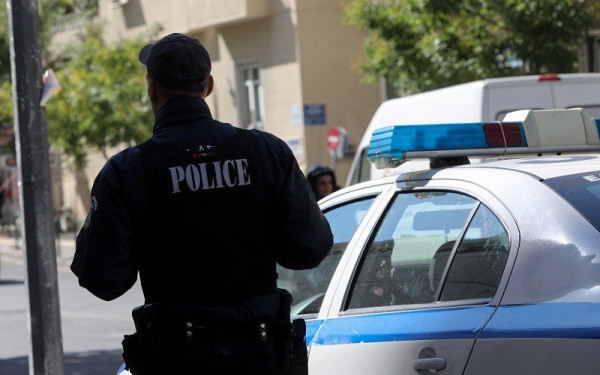 Θεσσαλονίκη: Δύο νεαροί χτύπησαν και λήστεψαν 26χρονο, κατ' εντολή ενός 57χρονου