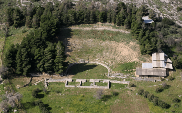 Το άγνωστο «διαμάντι» του Βόλου: Το αρχαίο θέατρο Δημητριάδος (φωτ.)