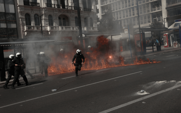 Έρευνα για τις ενέργειες αστυνομικών στις διαδηλώσεις για τα Τέμπη με εντολή Θεοδωρικάκου