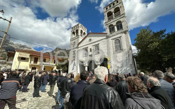 Δεν έχει τέλος η τραγωδία: Κηδεύτηκε η 19χρονη Αναστασία, φοιτήτρια του ΑΠΘ (φωτ.)