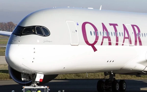 Qatargate: Νέο σκάνδαλο με ανώτερο αξιωματούχο να πετά για χρόνια δωρεάν με Qatar Airways