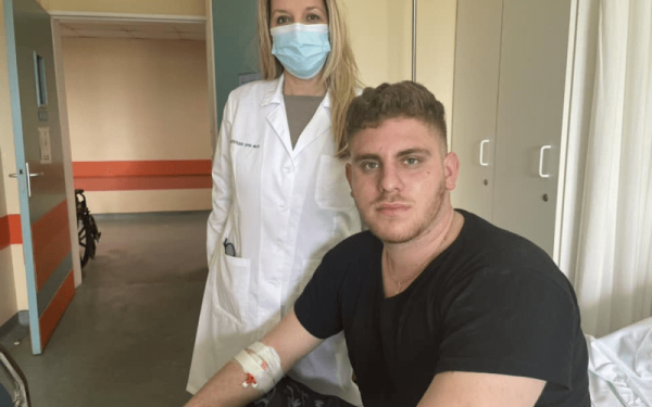 Τραγωδία στα Τέμπη: 20χρονος βγήκε από τις φλόγες και έσωσε 10 επιβάτες