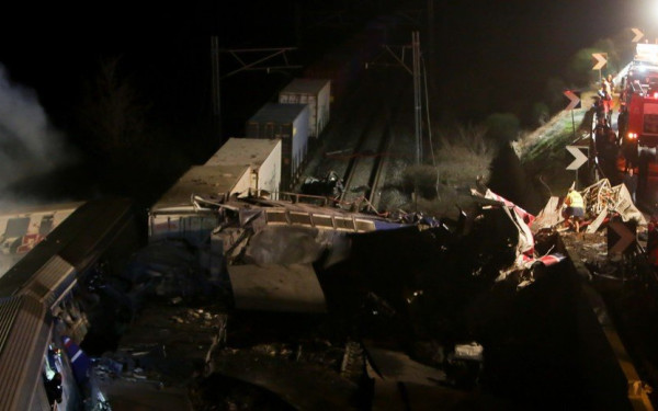 «Έγινε τράκα, δεν ξέρω τι έγινε...»: Ηχητικό ντοκουμέντο με ανατριχιαστικούς διαλόγους μεταξύ σταθμαρχών το βράδυ του δυστυχήματος στα Τέμπη