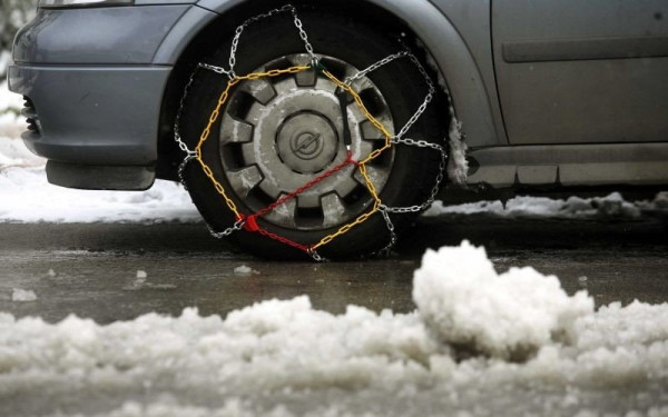 Η «Bettina» έφερε χιόνια και παγετό - Πού χρειάζονται αλυσίδες στην Κεντρική Μακεδονία