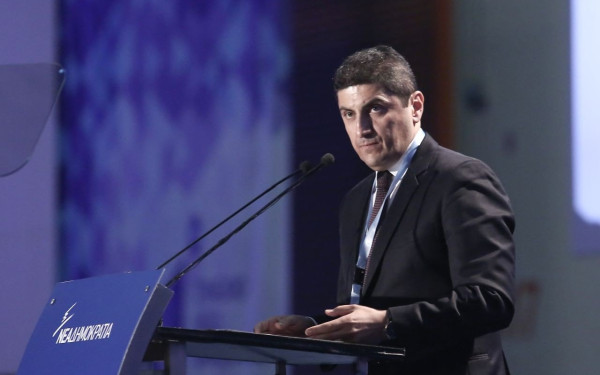 Αυγενάκης: Η κυβέρνηση βρίσκεται στο πλευρό των αγροτών της Θεσσαλίας