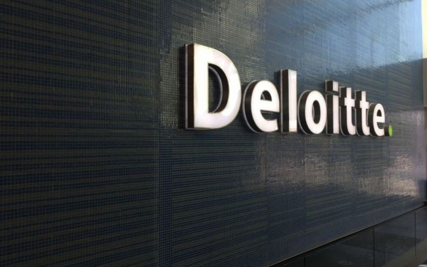 Η Deloitte Greece προσφέρει από τα καλύτερα εργασιακά περιβάλλοντα 