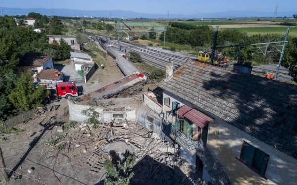 Σιδηροδρομικό δυστύχημα στο Άδενδρο: Αν υπήρχαν τα συστήματα, θα απέτρεπαν το «ανθρώπινο λάθος»