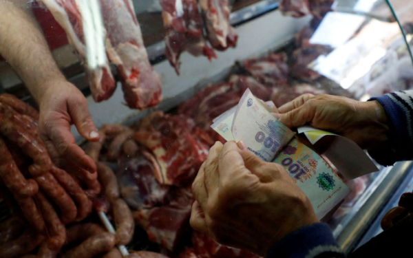 Αβίωτη η καθημερινότητα στην Αργεντινή - Ο πληθωρισμός θα σπάσει το φράγμα του 100%