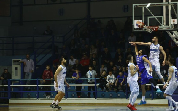 Μπάσκετ: Πήρε νίκη αλλά όχι διαφορά ο Ηρακλής (βίντεο)