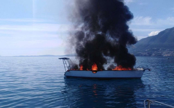 Λευκάδα: Βυθίστηκε το ιστιοπλοϊκό που πήρε φωτιά 