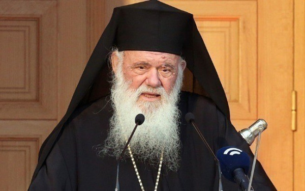 Ο Ιερώνυμος συναντήθηκε με τον Κασσελάκη - Τι είπε για τον γάμο του με τον Τάιλερ στην Κρήτη (βίντεο)