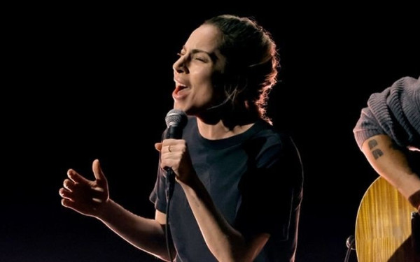  Βραβεία Όσκαρ 2023: Η εμφάνιση έκπληξη της Lady Gaga στη σκηνή (βίντεο)