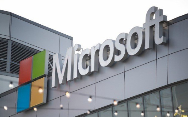 Έρευνα της Microsoft αναδεικνύει το γυαλί ως αξιόπιστο υλικό για μακροπρόθεσμη αποθήκευση δεδομένων