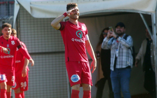 Super League 2: Ο Πανσερραϊκός «καθάρισε» και τη Νίκη Βόλου και πάει ολοταχώς προς άνοδο (βίντεο)