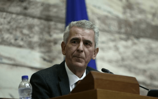 Βουλευτής της ΝΔ καλεί την κυβέρνηση να αναθεωρήσει τη μετατροπή της ΡΑΕ με φόντο το νερό