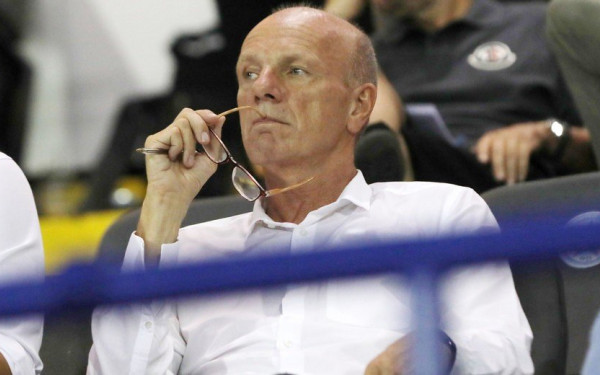 Στιβ Μπένετ: Από τη λάμψη της Premier League στο ελληνικό… reality show