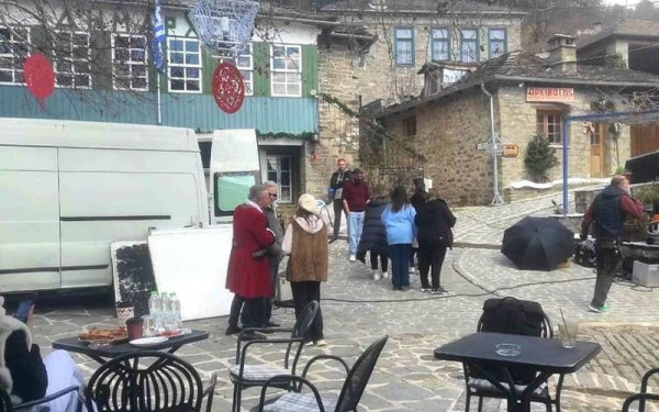 Κινηματογραφικό σκηνικό και πάλι το Τσεπέλοβο