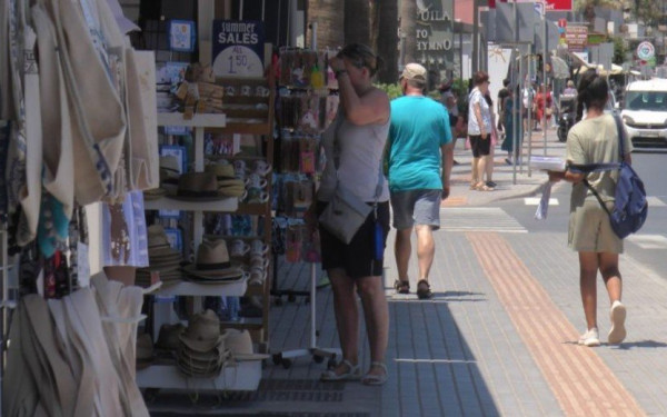 Πρωτομαγιά: Τελετή... έναρξης για την τουριστική σεζόν στη χώρα