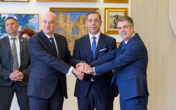 Τριμερής Ελλάδας-Κύπρου-Ισραήλ: Οι δηλώσεις Δένδια 