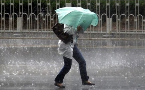 Κακοκαιρία «ERMINIO»: Προειδοποίηση για επεισόδιο βροχόπτωσης κατηγορίας 5 (χάρτες)