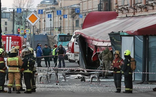 Ρωσία: Στους 32 οι τραυματίες από την έκρηξη σε καφέ της Αγίας Πετρούπολης