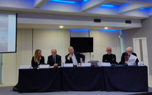 Θεσσαλονίκη: Σώστε το «Παλατάκι» - Δείτε ιστορικό βίντεο με τον Κωνσταντίνο Καραμανλή στα έργα κατασκευής του Κυβερνείου (βίντεο)