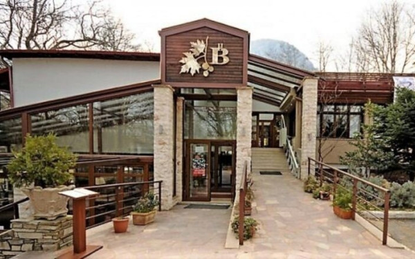 Νάουσα: Άνοιξε ο δρόμος για την αξιοποίηση του ξενοδοχείου «Βέρμιον» (βίντεο)