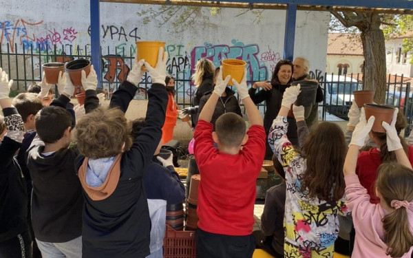 Θέρμη: Μάθημα κηπουρικής για τα παιδιά του Κ. Σχολαρίου