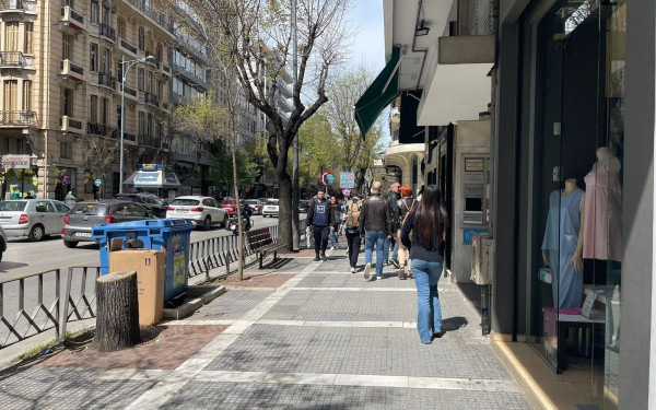 Τις αγορές τους πριν «στηθεί» το γιορτινό τραπέζι κάνουν οι Θεσσαλονικείς