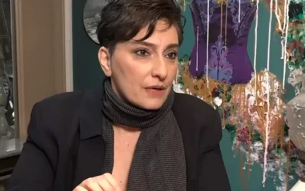 Άγριο ξυλοδαρμό σε βάρος του γιου της και των φίλων του καταγγέλλει γνωστή τραγουδίστρια