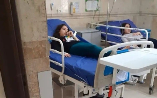 Ιράν: Στο «σκοτάδι» οι έρευνες για το κύμα δηλητηριάσεων μαθητριών - Ακόμη καμία επίσημη εξήγηση  