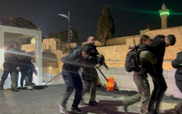 Μεσανατολικό: Η αστυνομία του Ισραήλ συνέλαβε «πάνω από 350» παλαιστίνιους «ταραχοποιούς» στο ισλαμικό τέμενος Αλ Ακσά