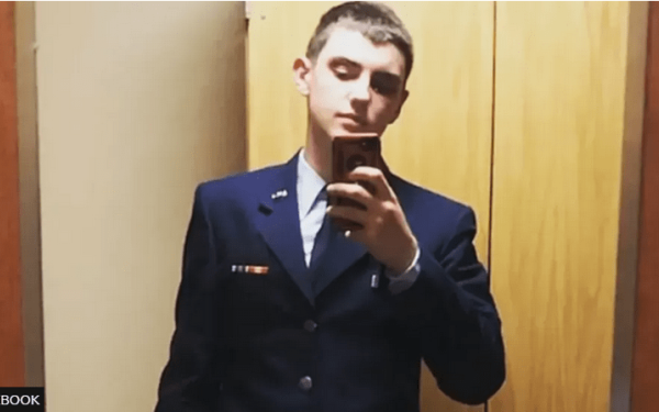 ΗΠΑ: Συνελήφθη ένας ύποπτος στη Μασαχουσέτη για τις διαρροές απόρρητων εγγράφων (βίντεο)