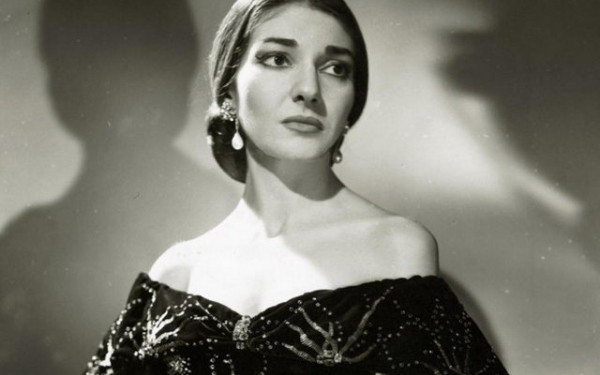 Ιστορίες: Εκατό χρόνια μοναξιάς