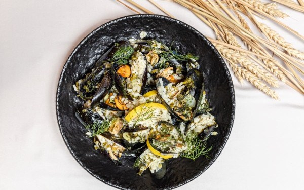 Μεγάλη Πέμπτη με τον Σωτήρη Ευαγγέλου: Μυδοπίλαφο